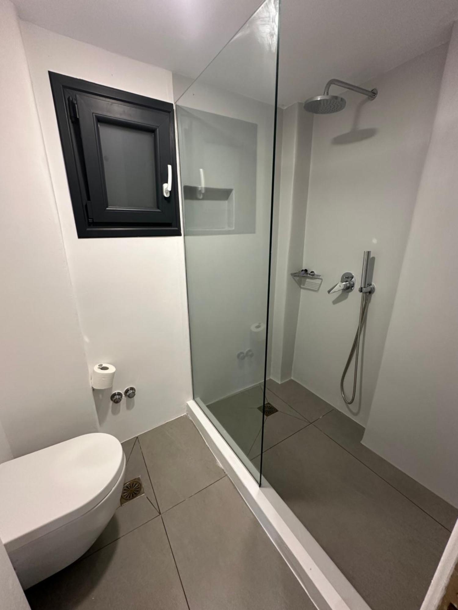 The Coast Suites 투를로스 외부 사진